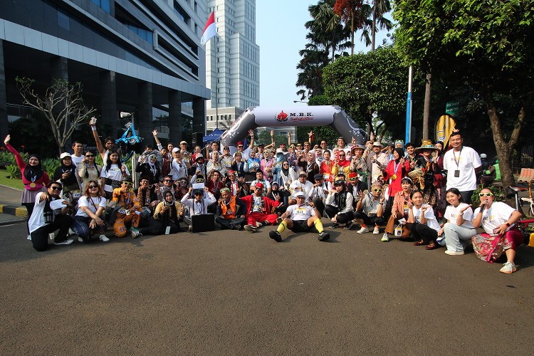 Hotel Bidakara menggelar Tempo Doeloe Fun Run, meluncurkan Kids Club dan maskot Jinggo untuk sambut libur sekolah.