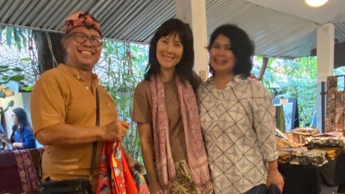 APPBI menjual lebih dari 50 kain batik tulis di Pasar Mustokoweni Yogyakarta sebagai rangkaian Road to Puspa Nuswantara 2026.