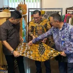 Kementerian UMKM mendorong penggunaan batik khas Kalimantan Timur guna memperluas pasar dan memperkuat ekonomi kreatif daerah.