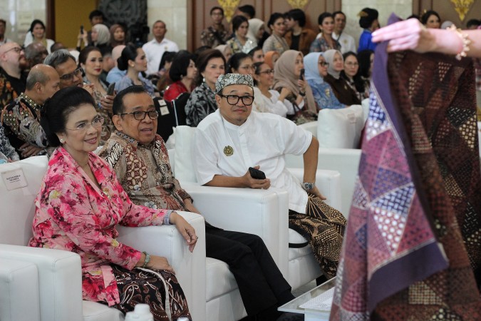 Galeri foto Pameran Puspa Nuswantara 2026, dokumentasi perhelatan batik asli Indonesia yang sukses digelar di JICC Jakarta, 8–12 Juli 2026.