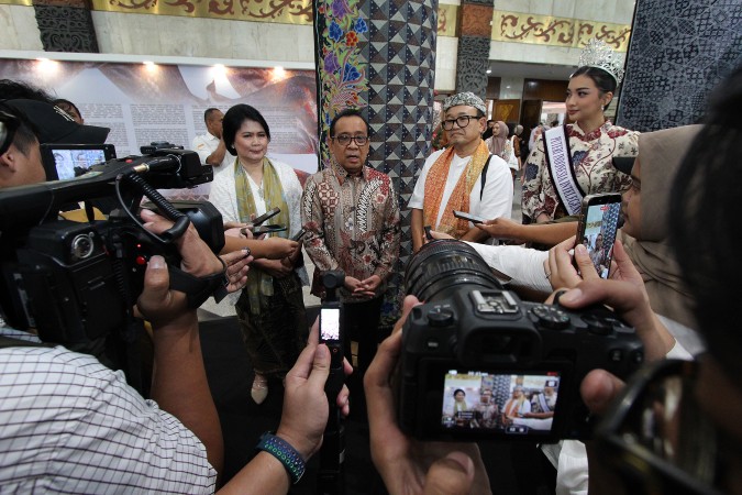 Galeri foto Pameran Puspa Nuswantara 2026, dokumentasi perhelatan batik asli Indonesia yang sukses digelar di JICC Jakarta, 8–12 Juli 2026.