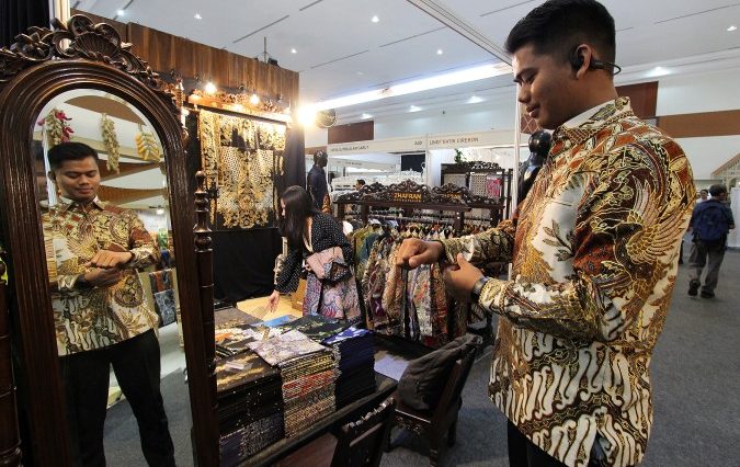 Galeri foto Pameran Puspa Nuswantara 2026, dokumentasi perhelatan batik asli Indonesia yang sukses digelar di JICC Jakarta, 8–12 Juli 2026.