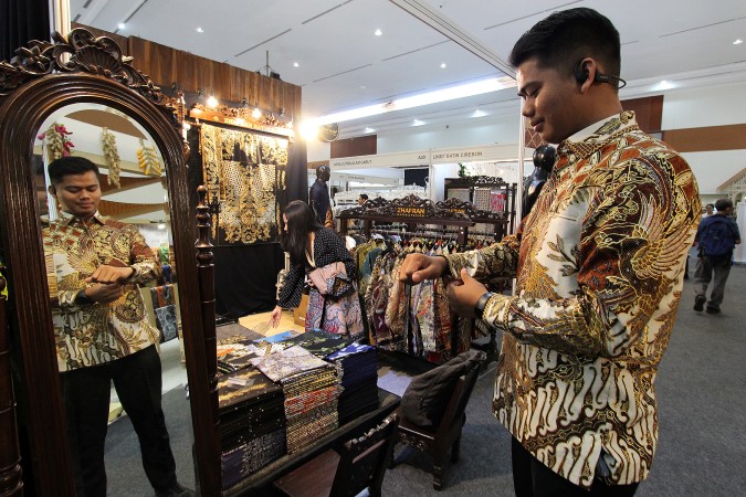 Galeri foto Pameran Puspa Nuswantara 2026, dokumentasi perhelatan batik asli Indonesia yang sukses digelar di JICC Jakarta, 8–12 Juli 2026.
