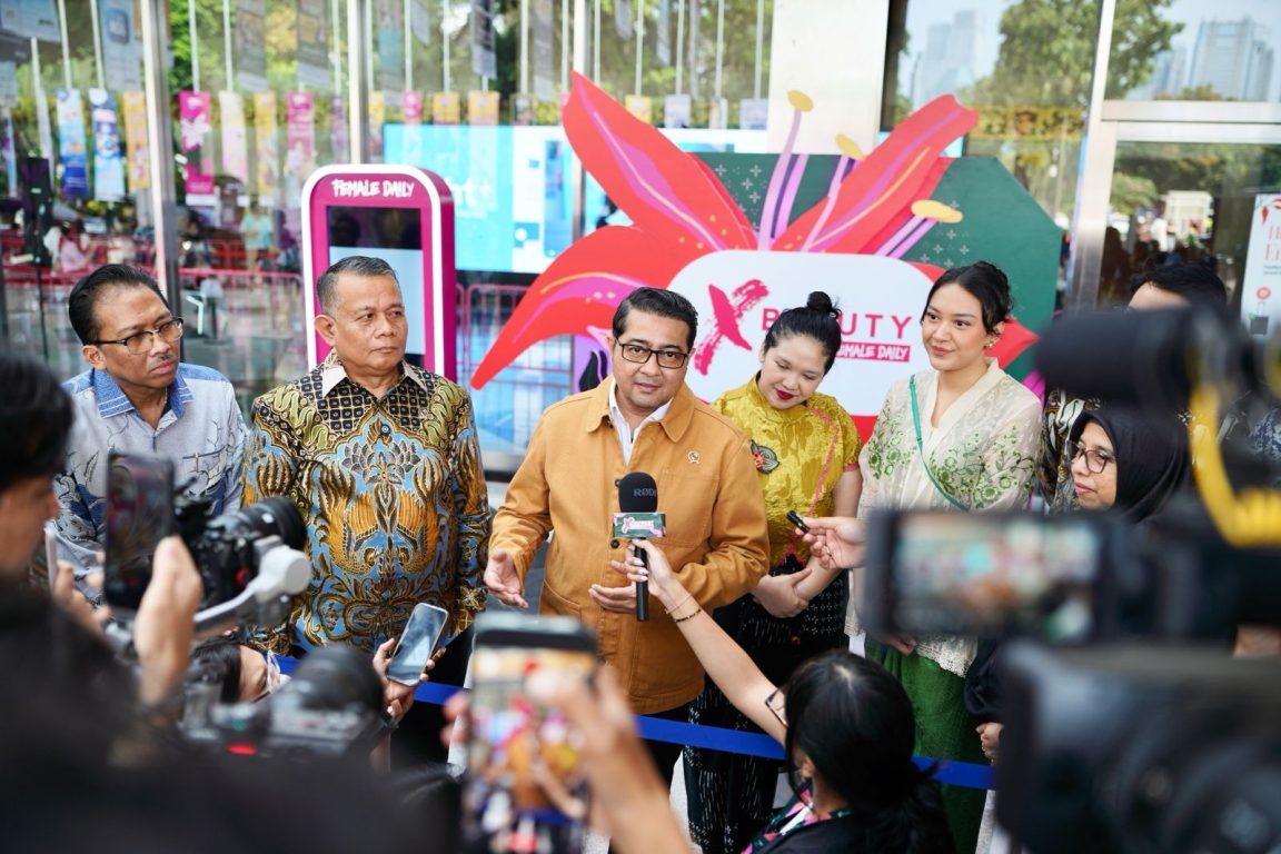 Jakarta X Beauty 2026 dibuka Kementerian Ekraf, menghadirkan 400 brand dan menargetkan 120 ribu pengunjung untuk mendorong brand lokal go global.