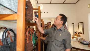 Mendag Budi Santoso mendorong UMKM Yogyakarta memperluas pasar ekspor melalui business matching, TEI, dan jaringan dagang RI.