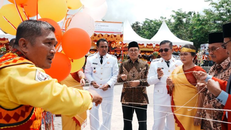 Fadli Zon mengajak seluruh elemen masyarakat memperkuat pelestarian warisan budaya Nias Selatan sebagai identitas bangsa.