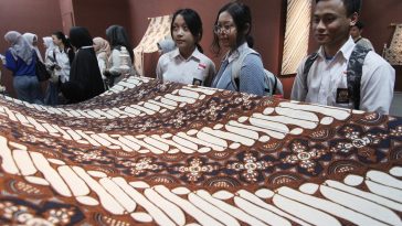 Inacraft Festival 2026. Batik bukan sekadar pakaian. Di balik setiap motif tersimpan filosofi, sejarah, dan identitas bangsa yang mulai terlupakan.