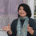 Nita Kenzo mengungkap perjalanan mengembangkan batik indigo, memberdayakan pembatik, dan membawa warisan Indonesia ke dunia.