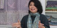 Nita Kenzo mengungkap perjalanan mengembangkan batik indigo, memberdayakan pembatik, dan membawa warisan Indonesia ke dunia.
