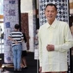 Afif Syakur menjelaskan sejarah, filosofi, dan keistimewaan Batik Tiga Negeri sebagai mahakarya batik Indonesia lintas budaya.