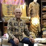 Perada Batik karya Syamsul Huda hadir di Puspa Nuswantara 2026 membawa batik prada, inovasi batik Pekalongan bernilai seni tinggi.