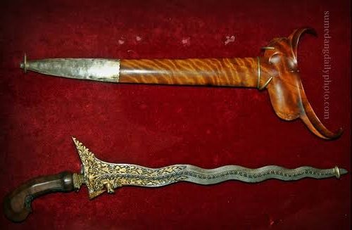 Keris Nagasasra Sumedang Larang yang menjadi ide motif batik Sumedang