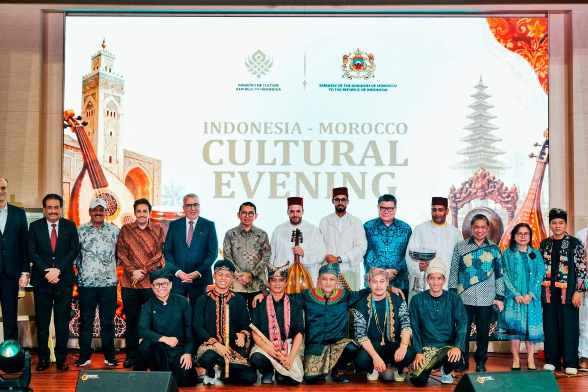 Indonesia dan Maroko perkuat diplomasi budaya lewat Malam Seni, membuka peluang kerja sama seni, budaya, dan ekonomi kreatif.