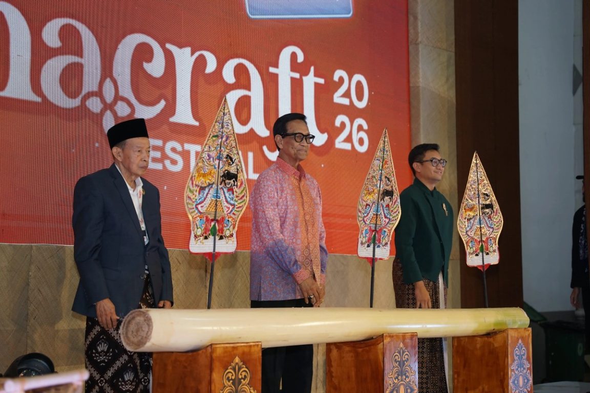 Sri Sultan HB X menilai INACRAFT Festival 2026 menjadi jembatan budaya dan perdagangan yang mengangkat kriya Indonesia ke dunia.