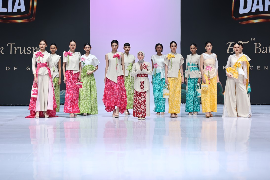 Momen by Batik Trusmi hadir di IFW 2026 dihadirkan untuk penyuka batik dengan outook gaya hidup modern dan dinamis.