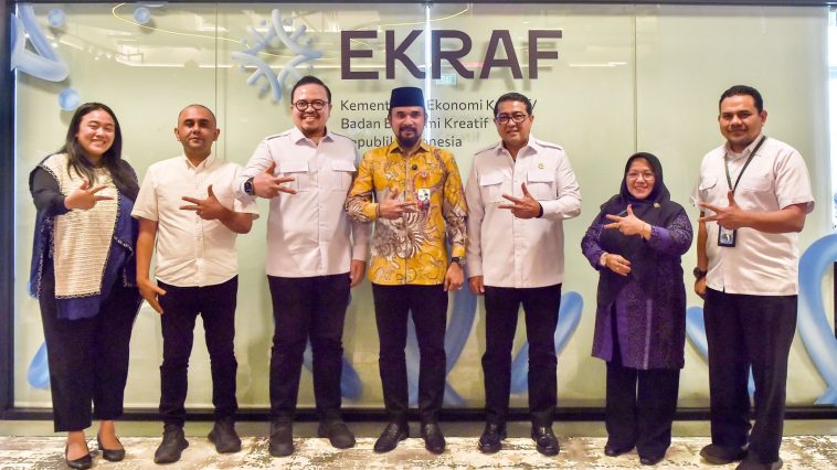 Kementerian Ekraf siapkan Aceh Timur jadi pilot project desa kreatif berbasis anyaman tikar, tenun, dan ekonomi digital.