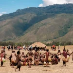 Festival Lembah Baliem 2026 masuk Top 10 KEN. Wamenpar mendorong budaya, UMKM, dan pariwisata menjadi penggerak ekonomi Papua Pegunungan. (Foto: Biro Komunikasi Kemenpar)