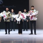 Bagus Surya Pangestu menampilkan 11 koleksi batik pria premium contemporary di Indonesia Fashion Week dengan sentuhan modern dan elegan.