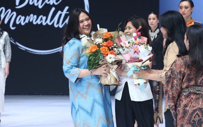 Batik Mamauty tampil di IFW 2026 dengan koleksi kasual bermotif beragam untuk menarik generasi muda dan budaya urban Jakarta.