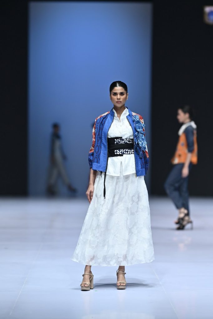 Batik Mamauty tampil di IFW 2026 dengan koleksi kasual bermotif beragam untuk menarik generasi muda dan budaya urban Jakarta.