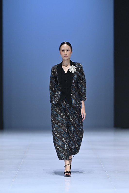 Batik Mamauty tampil di IFW 2026 dengan koleksi kasual bermotif beragam untuk menarik generasi muda dan budaya urban Jakarta.