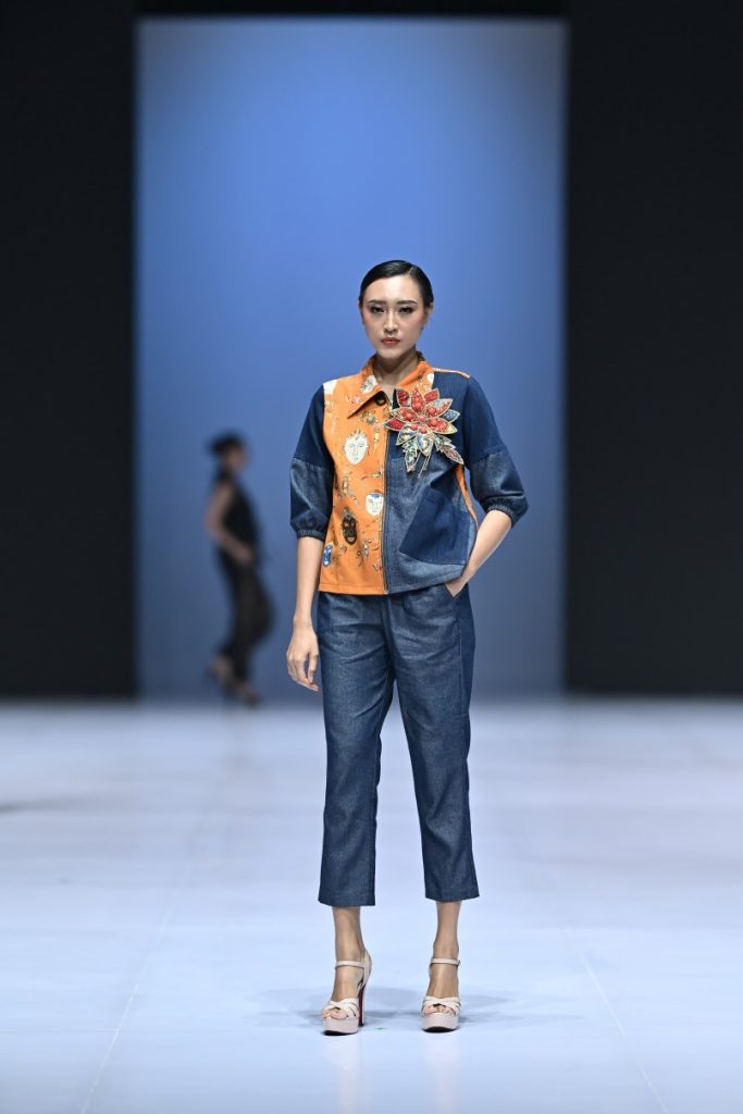 Batik Mamauty tampil di IFW 2026 dengan koleksi kasual bermotif beragam untuk menarik generasi muda dan budaya urban Jakarta.