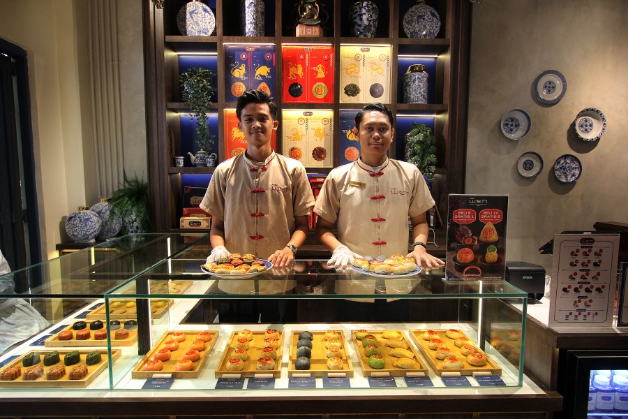 Rumah Kue Peranakan Tuan Wen 1980 resmi hadir di Petak Enam Jakarta dengan Chinese pastry premium halal bercita rasa autentik.