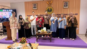 Meta deskripsi: IKA UNJ mendorong kurikulum formal memperkuat karakter digital, etika, dan literasi AI agar peserta didik aman dan bertanggung jawab.