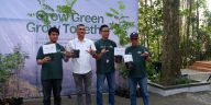de Braga by ARTOTEL merayakan HUT ke-8 dengan menanam 50 pohon akasia di Tahura Djuanda melalui program Grow Green, Grow Together.