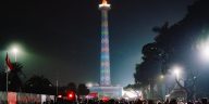 Video mapping Monas merayakan HUT RI ke-81 dengan kisah perjuangan, Proklamasi, Indonesia Emas 2045, dan pesan solidaritas untuk NTT.