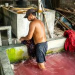 Limbah batik di Desa Klampar, Pamekasan, diperkirakan mencapai 1 meter kubik per kelompok per hari dan mengalir ke sawah serta sungai.