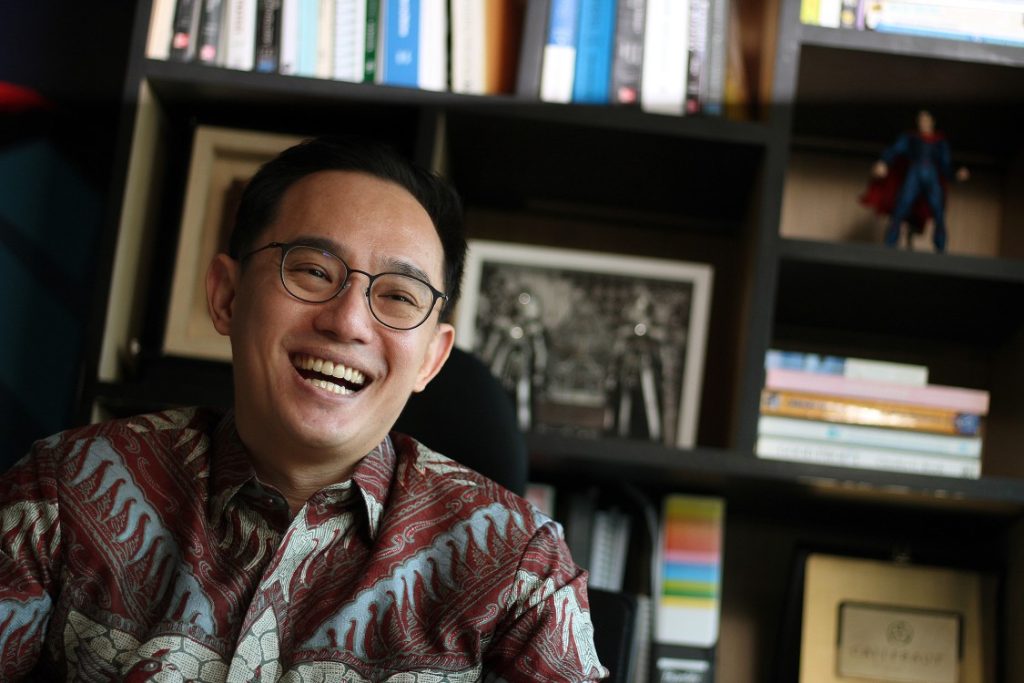 Andrye Setiawan meninggalkan karier perbankan untuk membangun Exquise, Rayoean, dan Tuan Wen dengan prinsip inovasi dan integritas.