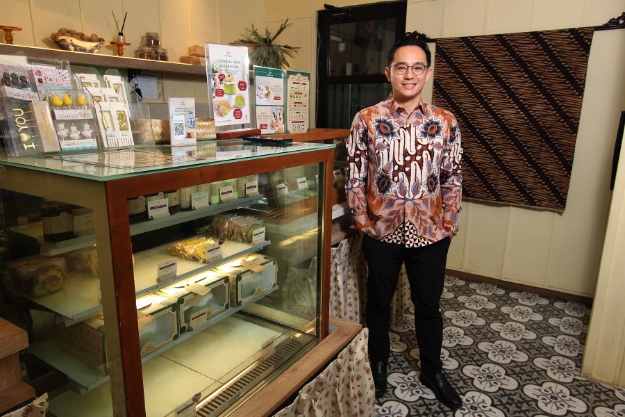 Andrye Setiawan meninggalkan karier perbankan untuk membangun Exquise, Rayoean, dan Tuan Wen dengan prinsip inovasi dan integritas.