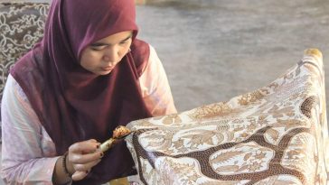 Pemkab Cirebon membentuk KMPIG-BTWMC untuk melindungi Batik Waleran dan memperkuat identitas geografis produk khas Cirebon.