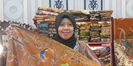 Batik Kudus Motif Parijoto terinspirasi tanaman khas Gunung Muria, menyimpan makna syukur, doa kebaikan, dan warisan budaya.