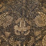 Batik Indramayu mendapat dukungan lewat festival, pelatihan, dan promosi. Sinergi pemerintah serta perajin memperkuat ekonomi kreatif lokal.