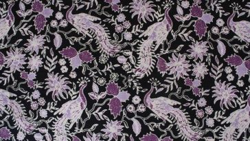Sejarah Batik Semarang berkembang lama dan menjadi identitas budaya pesisir dengan motif fauna serta warna cerah khas Kota Semarang hingga kini.