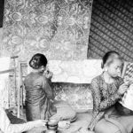 Batik Semarang menyimpan kisah Tan Kong Tien Batikkerij, usaha batik lintas budaya yang memadukan tradisi Jawa, Tionghoa, dan Eropa.