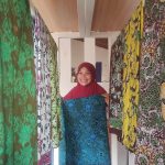 Bisnis batik Sekar Tanjung mengangkat kearifan lokal, memberdayakan perempuan, mengembangkan 17 motif, dan memperluas pemasaran produk.