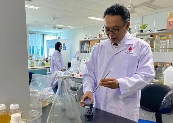 BRIN mempercepat hilirisasi nanoteknologi melalui ISNND 2026 untuk mendorong inovasi industri ramah lingkungan dan daya saing nasional.