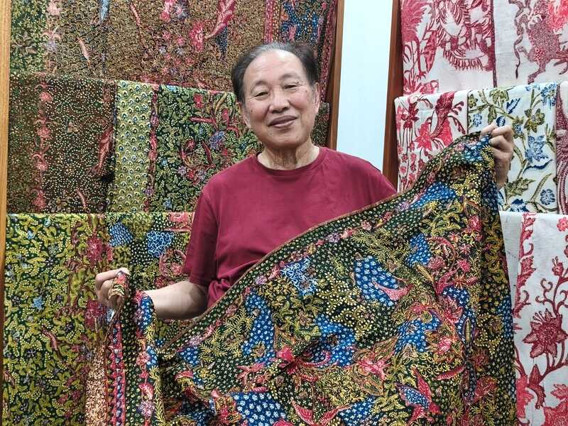 Pameran Harmony in Diversity di House of Tugu Jakarta, 5–12 November 2026, menghadirkan batik Peranakan karya tujuh seniman dari empat kota.