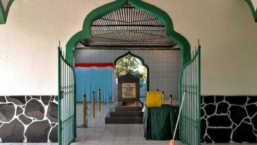Makam Tuanku Imam Bonjol menjadi pengingat perjuangan tokoh Perang Padri dan pentingnya menjaga situs sejarah sebagai ruang edukasi.