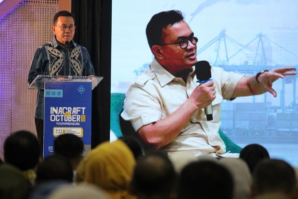 Mendag Budi Santoso dorong INACRAFT 2026 menjadi momentum produk lokal Indonesia meningkatkan daya saing dan menembus pasar internasional.