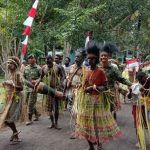 Suku Kanum di Merauke, Papua, mewariskan tradisi sar dan totem sebagai kearifan lokal untuk melindungi hutan dan menjaga kelestarian alam.