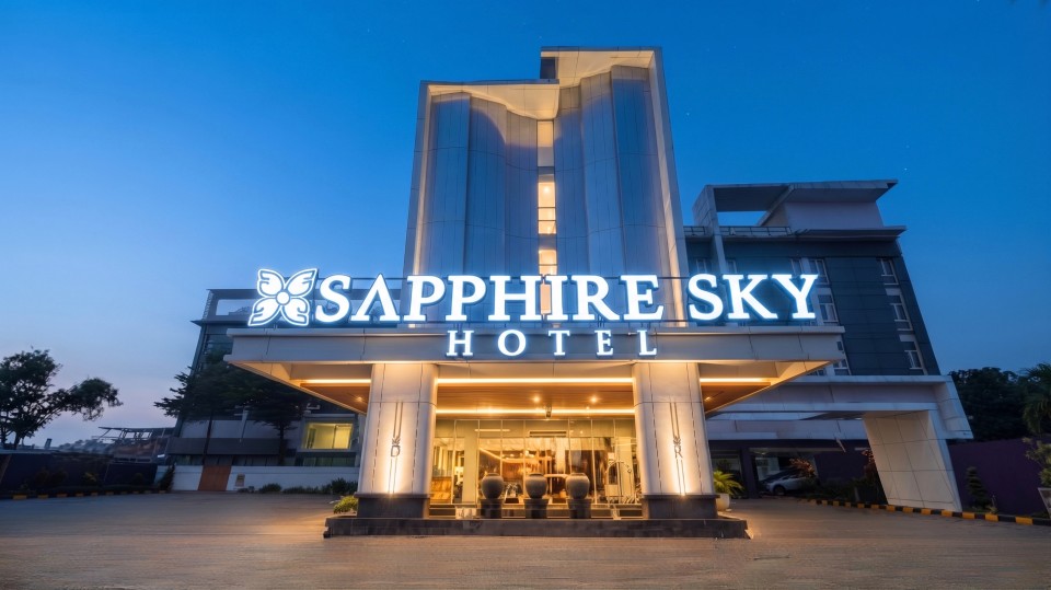 Sapphire Sky Hotel Karawaci resmi menggantikan nama Yasmin Hotel Karawaci mulai 1 Oktober 2026 dengan fokus bisnis, leisure, meeting, dan event.